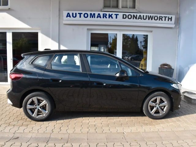 BMW 218 Aut. Navi Leder Sitzhzg LM 17