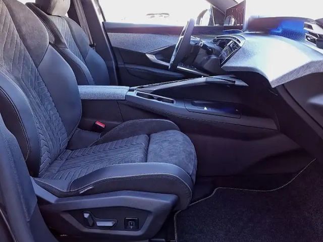 Peugeot E-3008 Dual-Elektromotor "Launch Edition" 325 AWD "Jän...