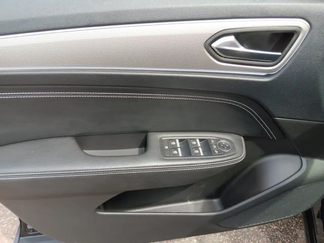 Renault Arkana EDC Hybrid Techno