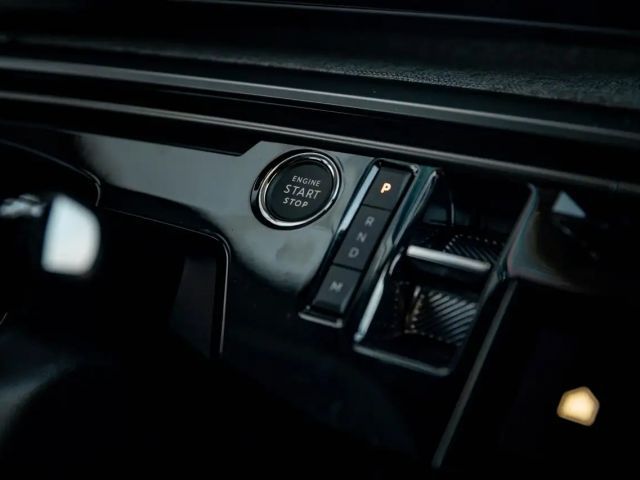 Peugeot 3008 MHEV | 136 PK AT | Pano dak | 360° Camera | Nav...