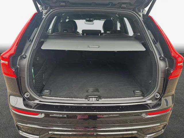 Volvo XC60 AWD Dark Plus