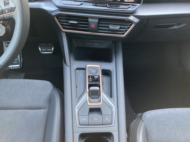 Cupra Formentor 1.5 eTSI 110 kW LED Keyless AD Kurvenlicht e-Sitze ACC Fernlichtass. El. Heckklappe