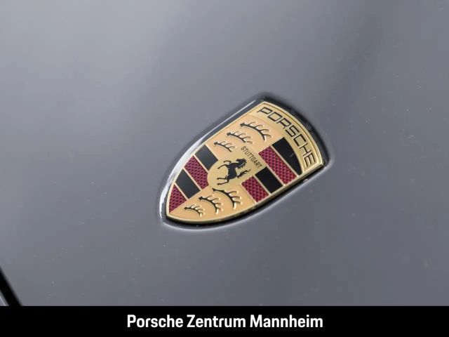 Porsche 992 Cabrio Carrera S