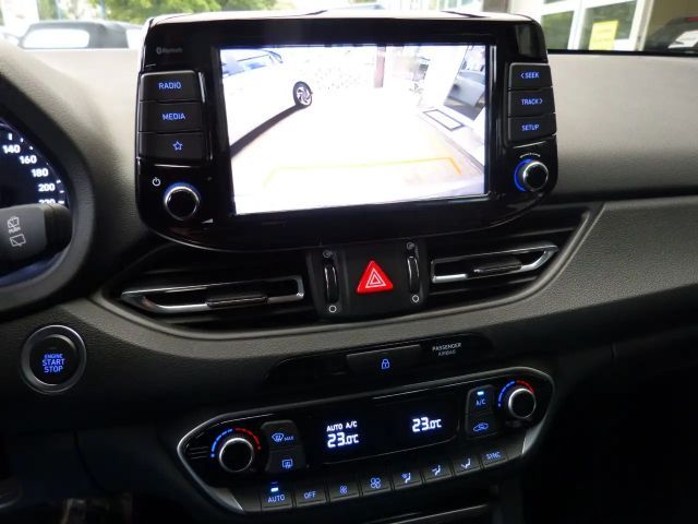 Hyundai i30 AUT. APPLE SHZ LHZ KLIMAAUT. KAMERA