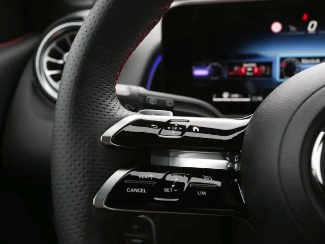 Mercedes-Benz GLB 180 AMG Line GLB 180 d