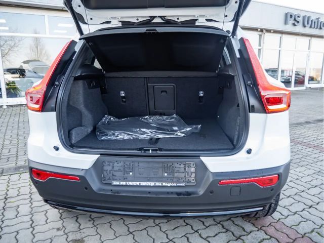 Volvo XC40 Dark Plus