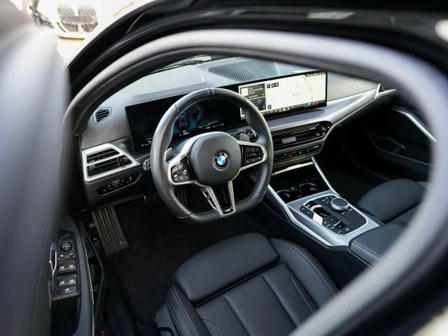BMW 330 330d M-Sport Touring xDrive