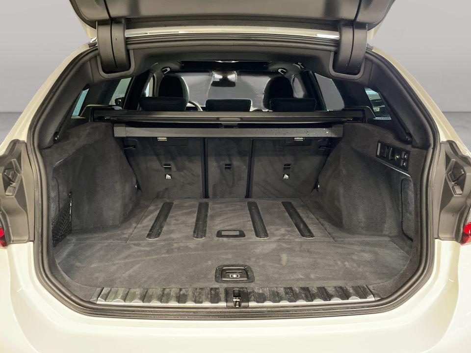 BMW 320 320d Touring xDrive