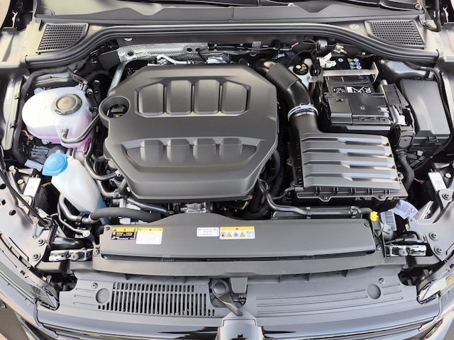 Volkswagen Golf 2.0 TSI Golf VIII