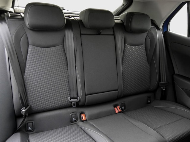 Volkswagen T-Roc 1.5 eTSI DSG R-Line