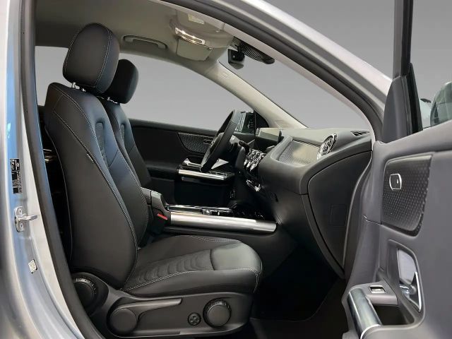 Mercedes-Benz GLA 200 Progressive