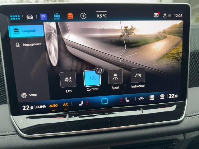 Volkswagen Tiguan 1.5l TSI LED+ACC+REAR+APP+AHK