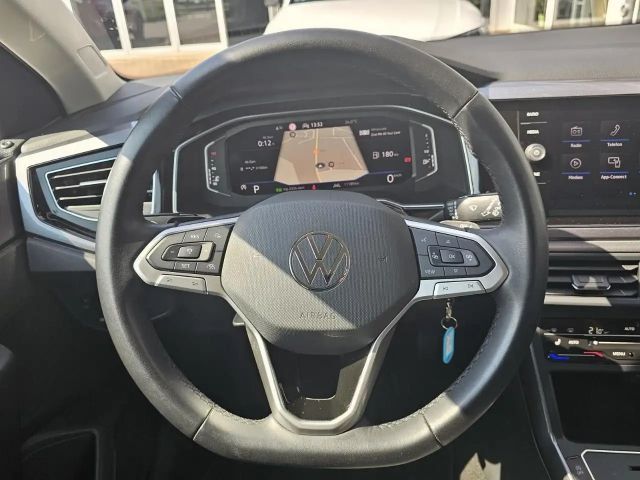 Volkswagen Polo 1.0 TSI DSG Style