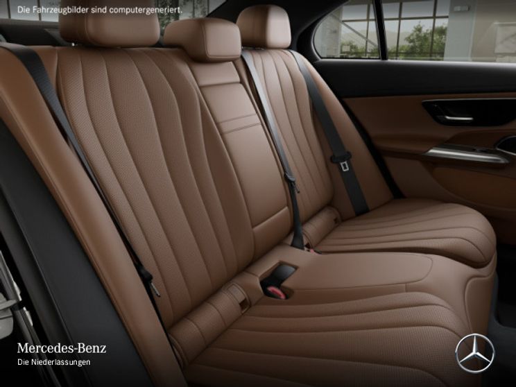 Mercedes-Benz E 200 AMG Line Sedan