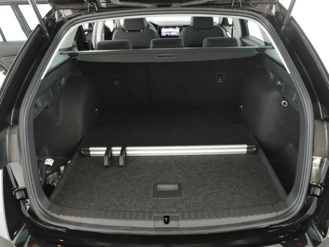 Skoda Octavia Essence TSI