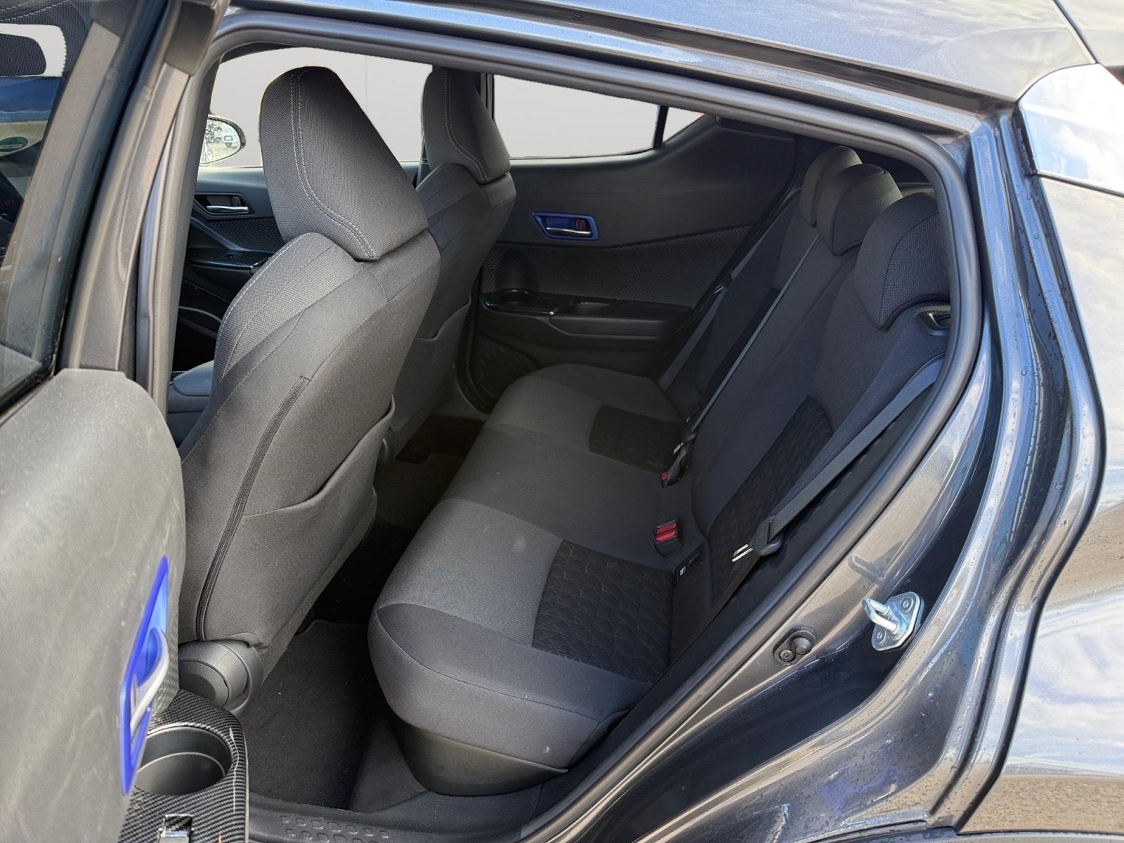 Toyota C-HR Hybride Team D