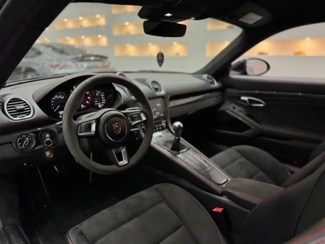 Porsche Cayman 4 Coupé GTS