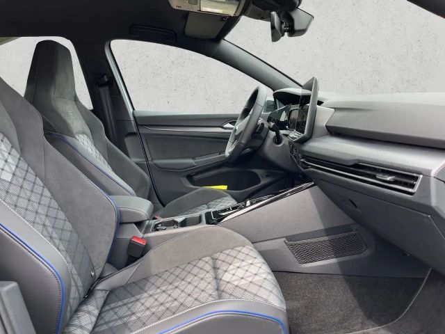 Volkswagen Golf 1.5 eTSI DSG Golf VIII