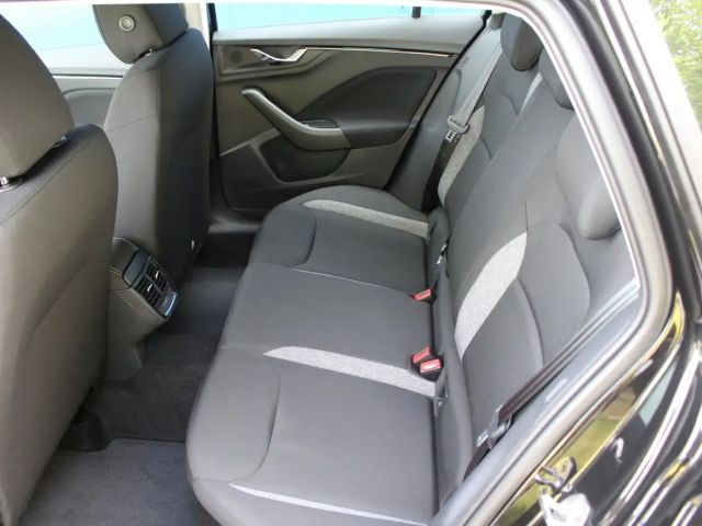 Skoda Kamiq Essence TSI