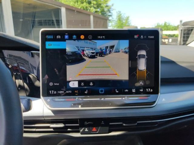 Volkswagen Golf 1.5 eTSI Golf VIII