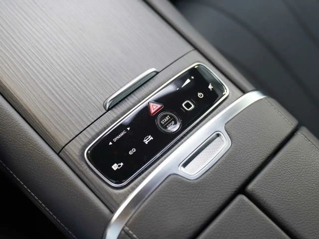 Mercedes-Benz EQE 300 AMG Line Sedan