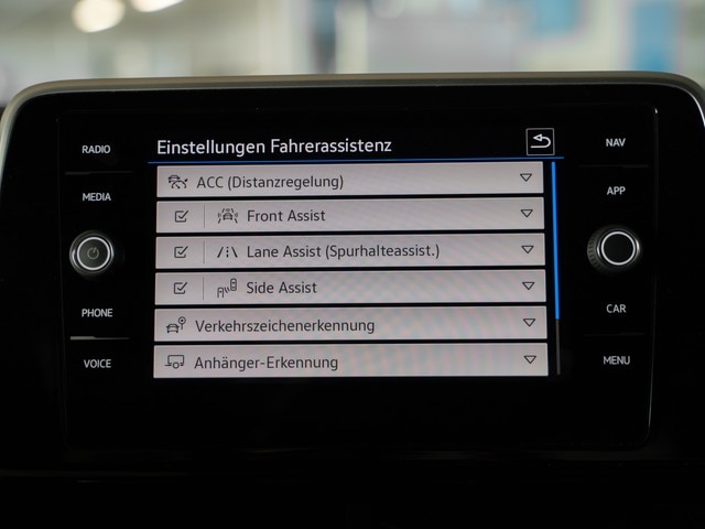 Volkswagen T-Roc T-Roc 2,0 TDI  DSG R-Line Navi R-Kamera AHK