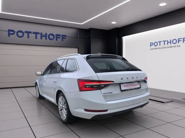 Skoda Superb 2.0 TDI Combi Style Style