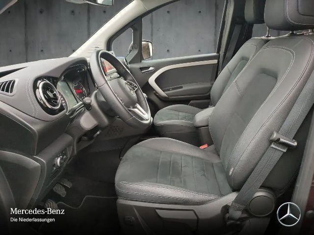 Mercedes-Benz T 180 T 180 d Klimaautom+AHK+Navi+MBUX+ParkP+PTS+Kamera