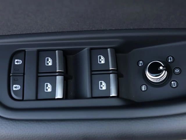 Audi A4 30 TDI Sedan