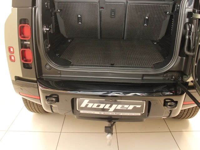 Land Rover Defender 110 D300 Dynamic SE