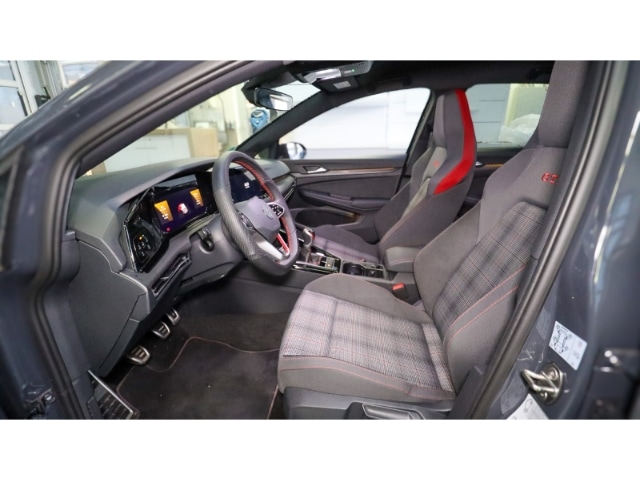 Volkswagen Golf 2.0 TSI Golf VIII