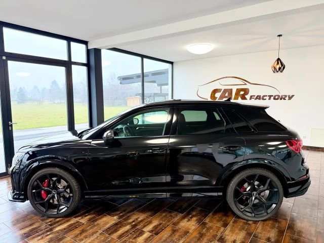 Audi RS Q3 RSQ3 2,5 TFSI *GARANTIE* SONOS* PANO* OP SCHWARZ*