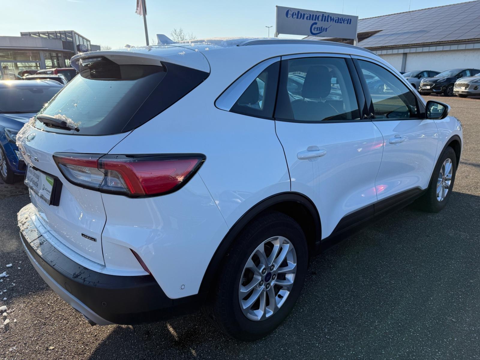 Ford Kuga Hybrid Plug in Hybrid Titanium