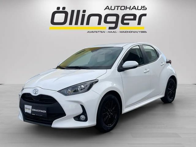 Toyota Yaris Active VVT-i