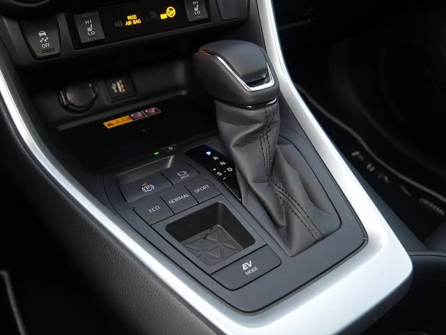 Toyota RAV4 Hybride Style