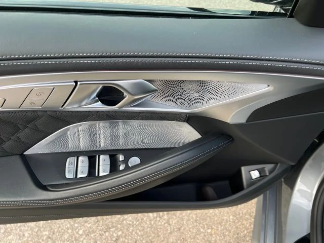 BMW M8 Coupé Gran Coupé xDrive