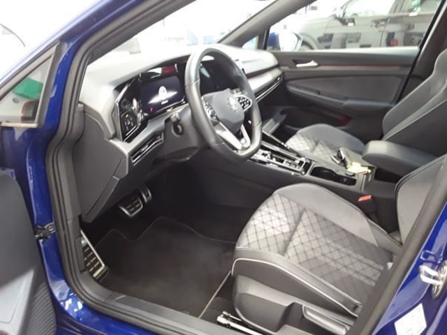 Volkswagen Golf 2.0 TSI DSG Golf VIII Variant