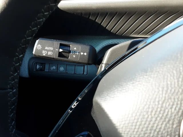 Citroën C3 AIR 1.2 DKG 145PS LED Navi SHZ Winterp. Kam.