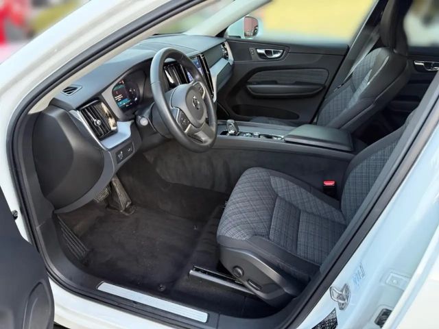 Volvo XC60 AWD Momentum