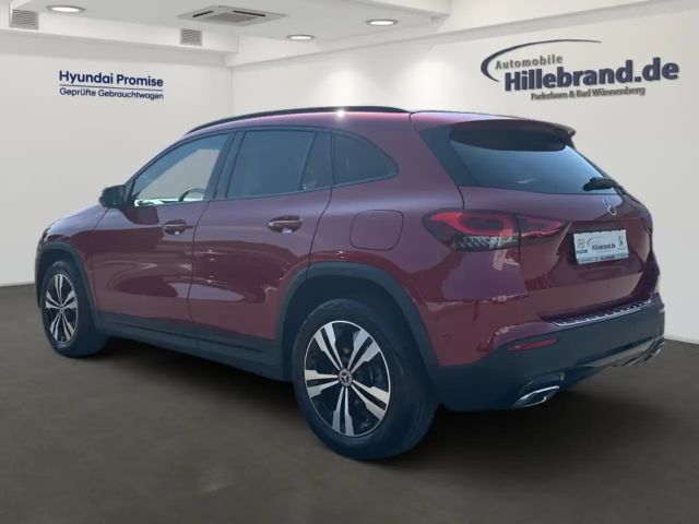 Mercedes-Benz GLA 220 GLA 220 d