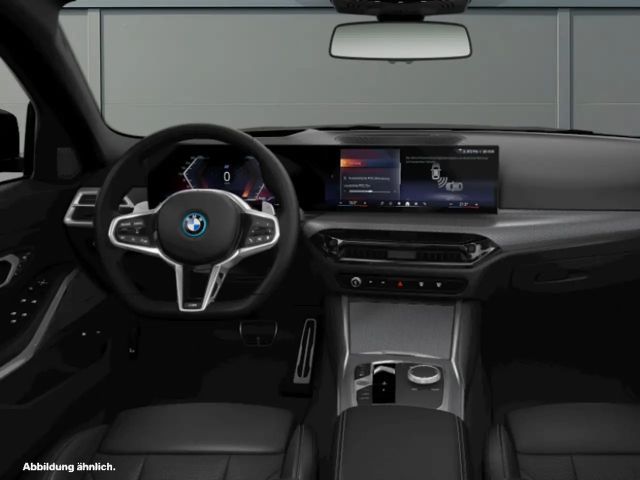 BMW 330 330e M-Sport Touring