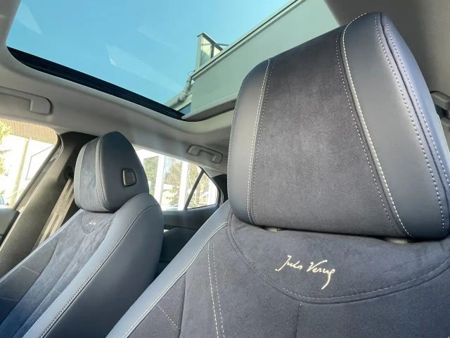 DS N°4 E-Tense Jules Verne