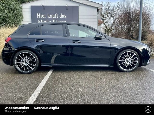 Mercedes-Benz A 200 AMG Line