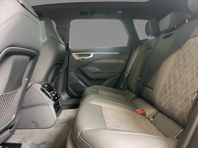 Audi A6 Avant Quattro S-Tronic