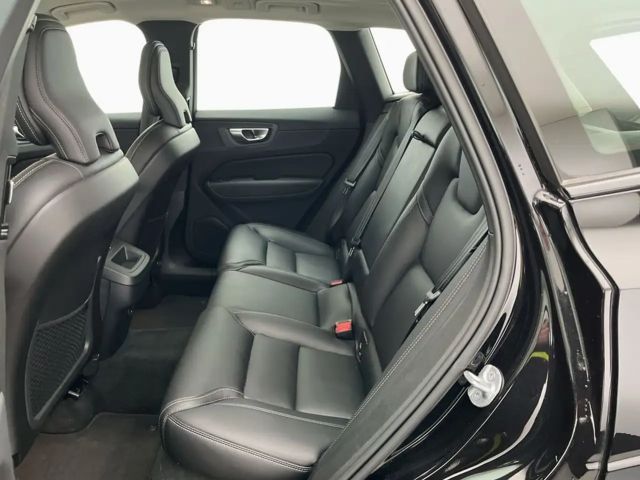 Volvo XC60 Dark Plus