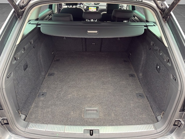 Skoda Superb 2.0 TDI Combi Style Style