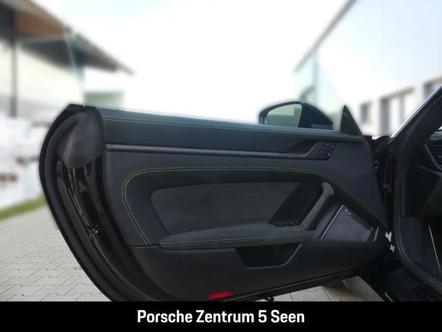 Porsche 992 Cabrio Carrera GTS