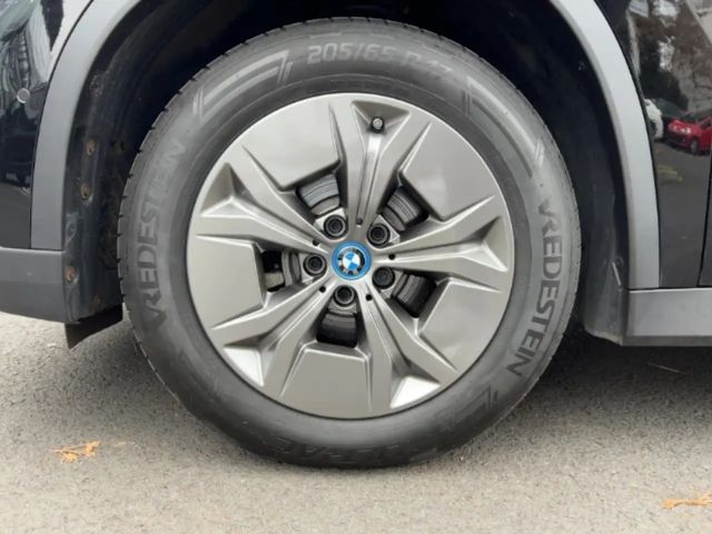 BMW iX1 xDrive