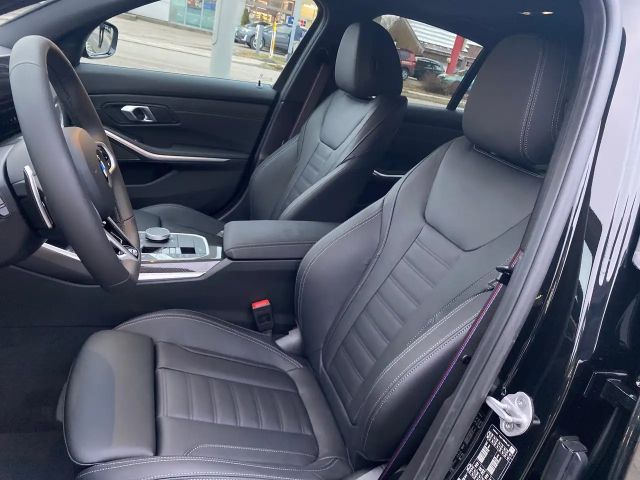 BMW 330 330d M-Sport Sedan xDrive