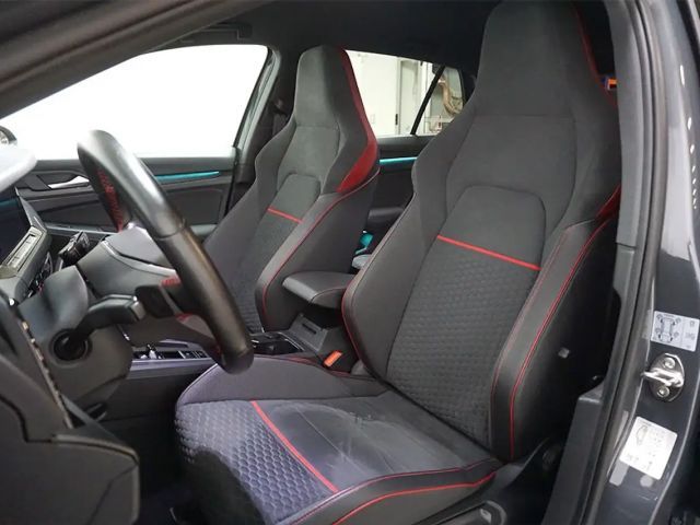 Volkswagen Golf 2.0 TSI DSG GTI